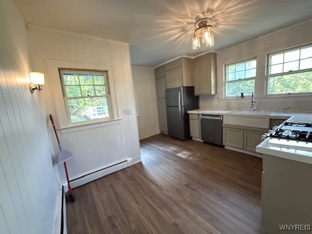 82 Oxford Street, Bradford City, Pennsylvania 1670, Bradford City, Pennsylvania 16701, 3 Bedrooms Bedrooms, 7 Rooms Rooms,1 BathroomBathrooms,Residential,Closed,82 Oxford Street, Bradford City, Pennsylvania 1670,0,B1641320