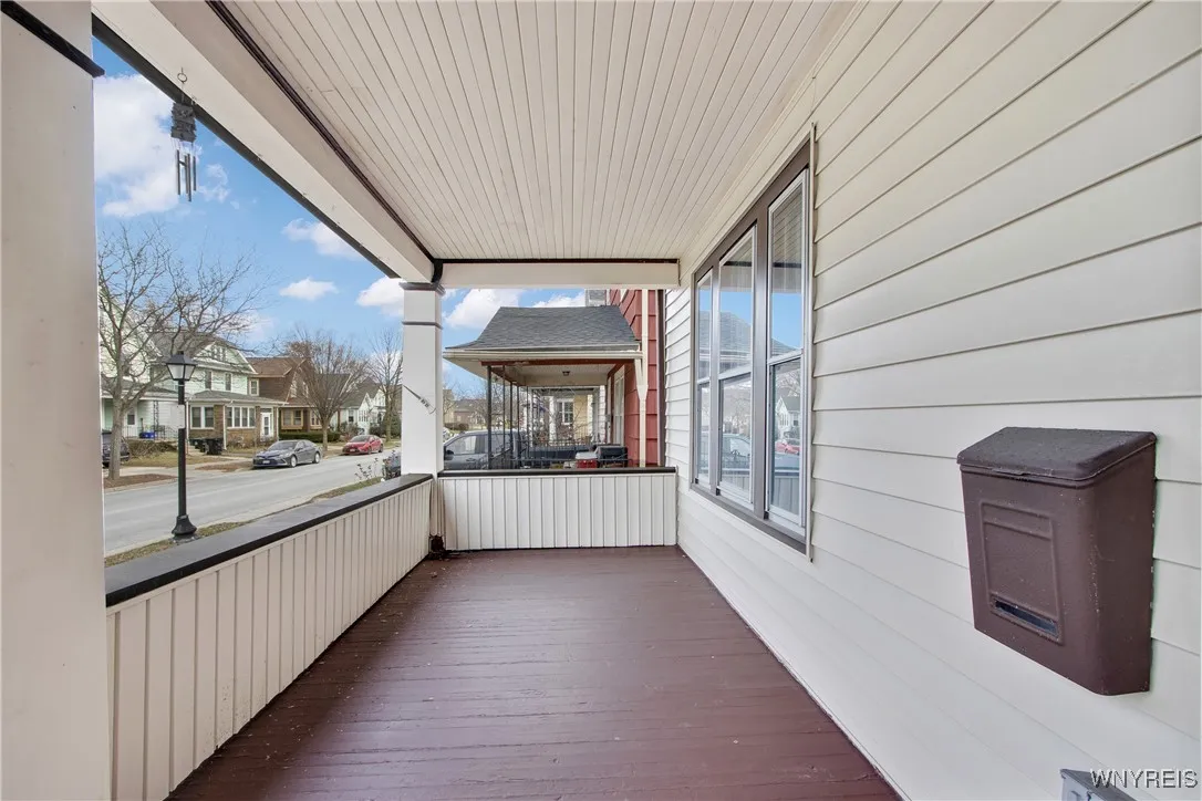 67 East Hazeltine Avenue, Tonawanda, New York 1421, Tonawanda, New York 14217, 3 Bedrooms Bedrooms, 8 Rooms Rooms,1 BathroomBathrooms,Residential,For Sale,67 East Hazeltine Avenue, Tonawanda, New York 1421,0,B1635490