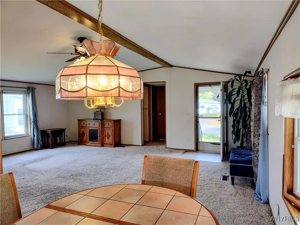 6 Marseille Avenue, West Seneca, New York 14224, West Seneca, New York 14224, 2 Bedrooms Bedrooms, 6 Rooms Rooms,2 BathroomsBathrooms,Residential,Closed,6 Marseille Avenue, West Seneca, New York 14224,0,B1640879