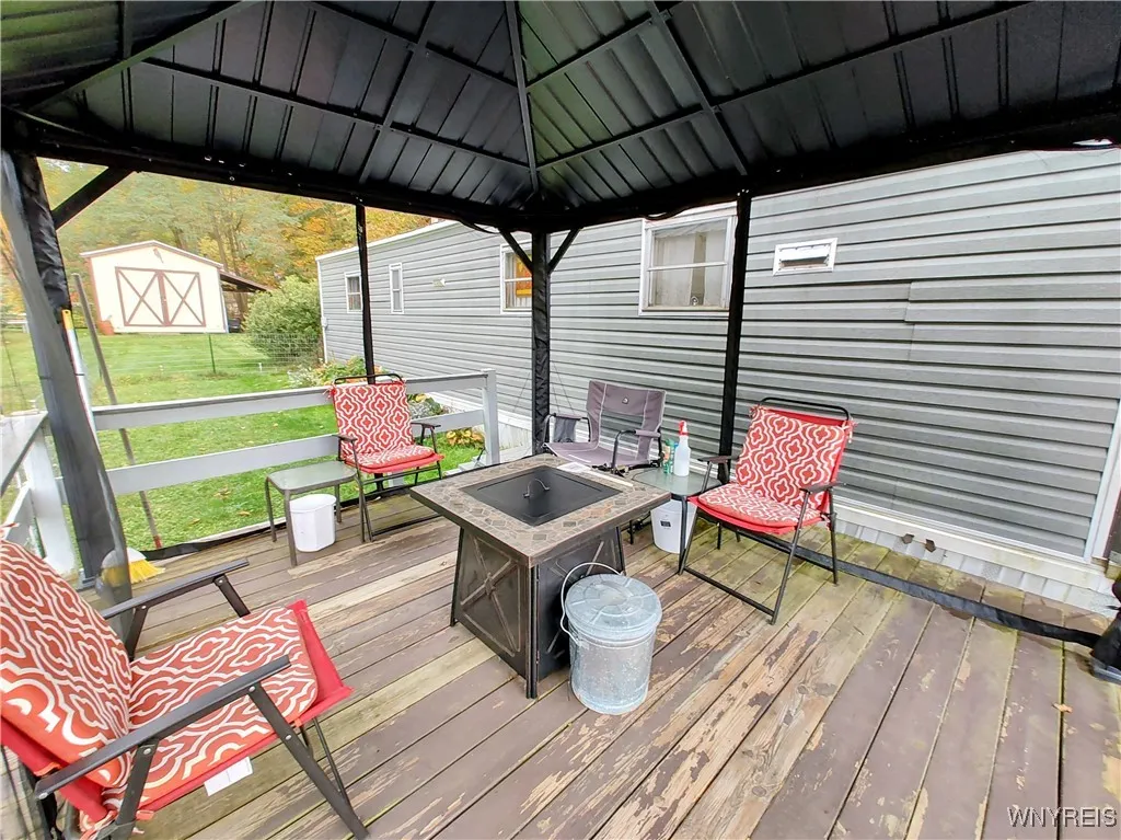9063 Farnsworth Road, Cuba, New York 14727, Cuba, New York 14727, 1 Bedroom Bedrooms, 5 Rooms Rooms,1 BathroomBathrooms,Residential,For Sale,9063 Farnsworth Road, Cuba, New York 14727,0,B1640606