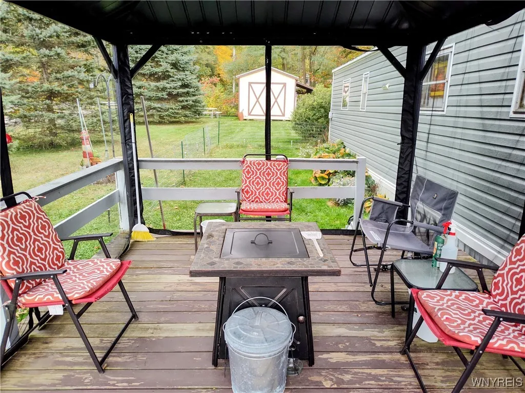 9063 Farnsworth Road, Cuba, New York 14727, Cuba, New York 14727, 1 Bedroom Bedrooms, 5 Rooms Rooms,1 BathroomBathrooms,Residential,For Sale,9063 Farnsworth Road, Cuba, New York 14727,0,B1640606