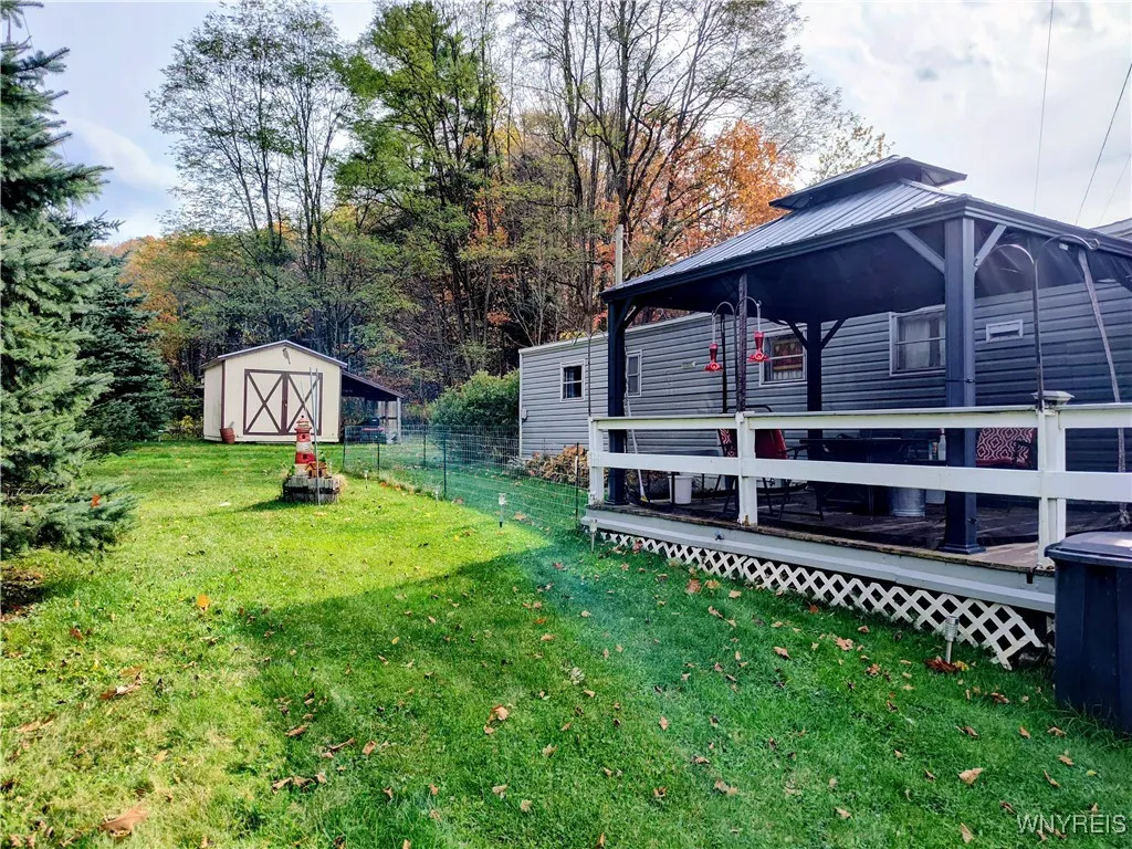 9063 Farnsworth Road, Cuba, New York 14727, Cuba, New York 14727, 1 Bedroom Bedrooms, 5 Rooms Rooms,1 BathroomBathrooms,Residential,For Sale,9063 Farnsworth Road, Cuba, New York 14727,0,B1640606