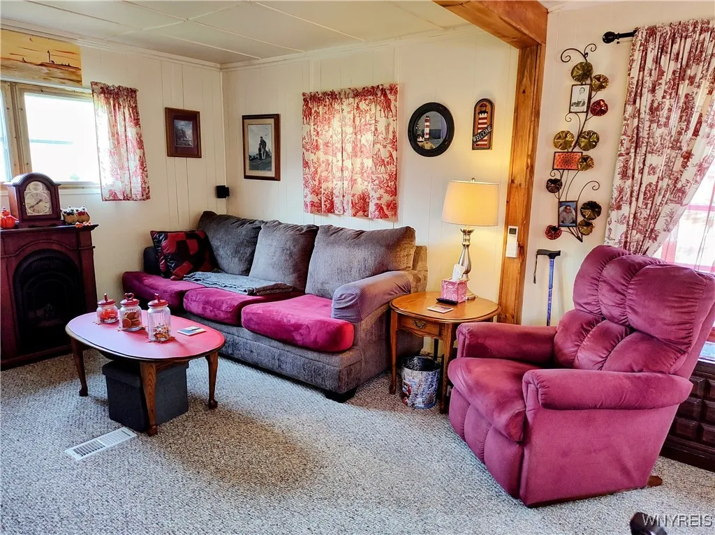 9063 Farnsworth Road, Cuba, New York 14727, Cuba, New York 14727, 1 Bedroom Bedrooms, 5 Rooms Rooms,1 BathroomBathrooms,Residential,For Sale,9063 Farnsworth Road, Cuba, New York 14727,0,B1640606