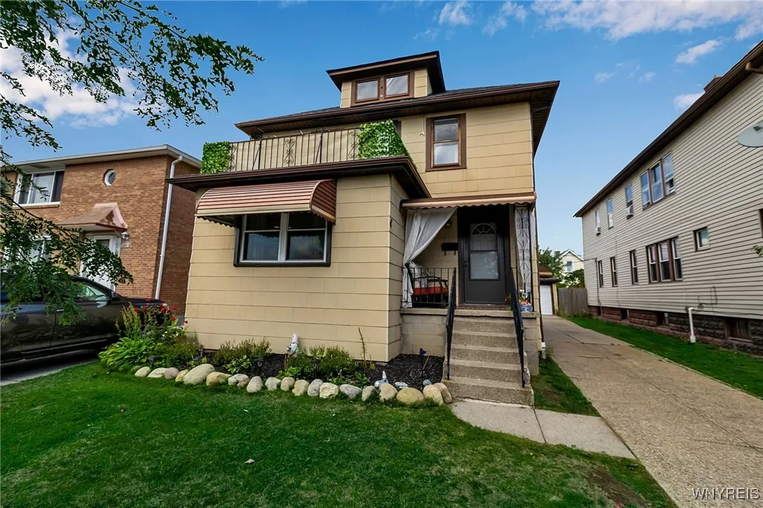 197 Tremont Avenue, Tonawanda, New York 14217, Tonawanda, New York 14217, 3 Bedrooms Bedrooms, 6 Rooms Rooms,1 BathroomBathrooms,Residential,For Sale,197 Tremont Avenue, Tonawanda, New York 14217,0,B1641213