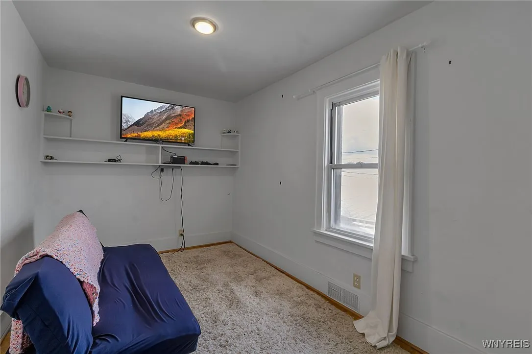 197 Tremont Avenue, Tonawanda, New York 14217, Tonawanda, New York 14217, 3 Bedrooms Bedrooms, 6 Rooms Rooms,1 BathroomBathrooms,Residential,For Sale,197 Tremont Avenue, Tonawanda, New York 14217,0,B1641213