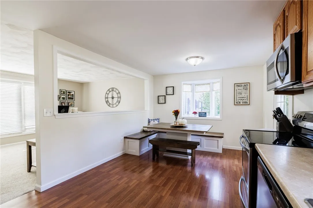 87 Highview Drive, Ogden, New York 14559, Ogden, New York 14559, 3 Bedrooms Bedrooms, 6 Rooms Rooms,1 BathroomBathrooms,Residential,Closed,87 Highview Drive, Ogden, New York 14559,0,R1641273