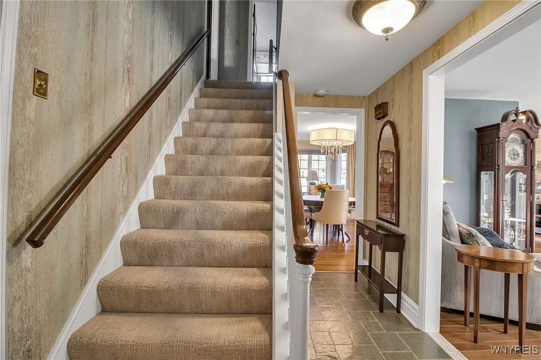5240 Willowbrook Drive West, Clarence, New York 14, Clarence, New York 14031, 4 Bedrooms Bedrooms, 8 Rooms Rooms,3 BathroomsBathrooms,Residential,For Sale,5240 Willowbrook Drive West, Clarence, New York 14,0,B1641168