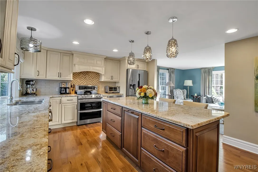 5240 Willowbrook Drive West, Clarence, New York 14, Clarence, New York 14031, 4 Bedrooms Bedrooms, 8 Rooms Rooms,3 BathroomsBathrooms,Residential,For Sale,5240 Willowbrook Drive West, Clarence, New York 14,0,B1641168
