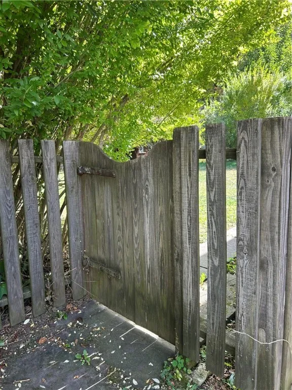 48 Union Street, Oneonta, New York 13820, Oneonta, New York 13820, 3 Bedrooms Bedrooms, 10 Rooms Rooms,1 BathroomBathrooms,Residential,Closed,48 Union Street, Oneonta, New York 13820,0,R1641112