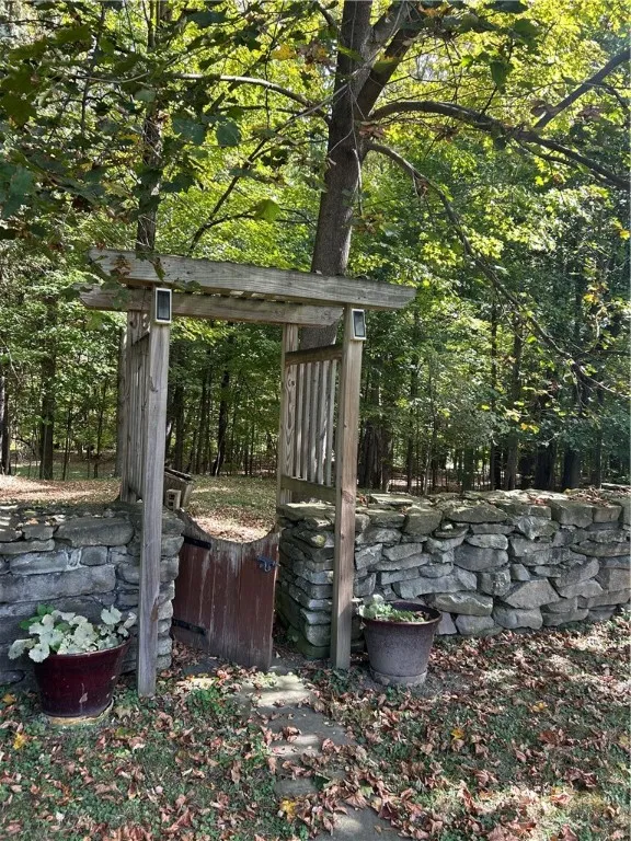 48 Union Street, Oneonta, New York 13820, Oneonta, New York 13820, 3 Bedrooms Bedrooms, 10 Rooms Rooms,1 BathroomBathrooms,Residential,Closed,48 Union Street, Oneonta, New York 13820,0,R1641112