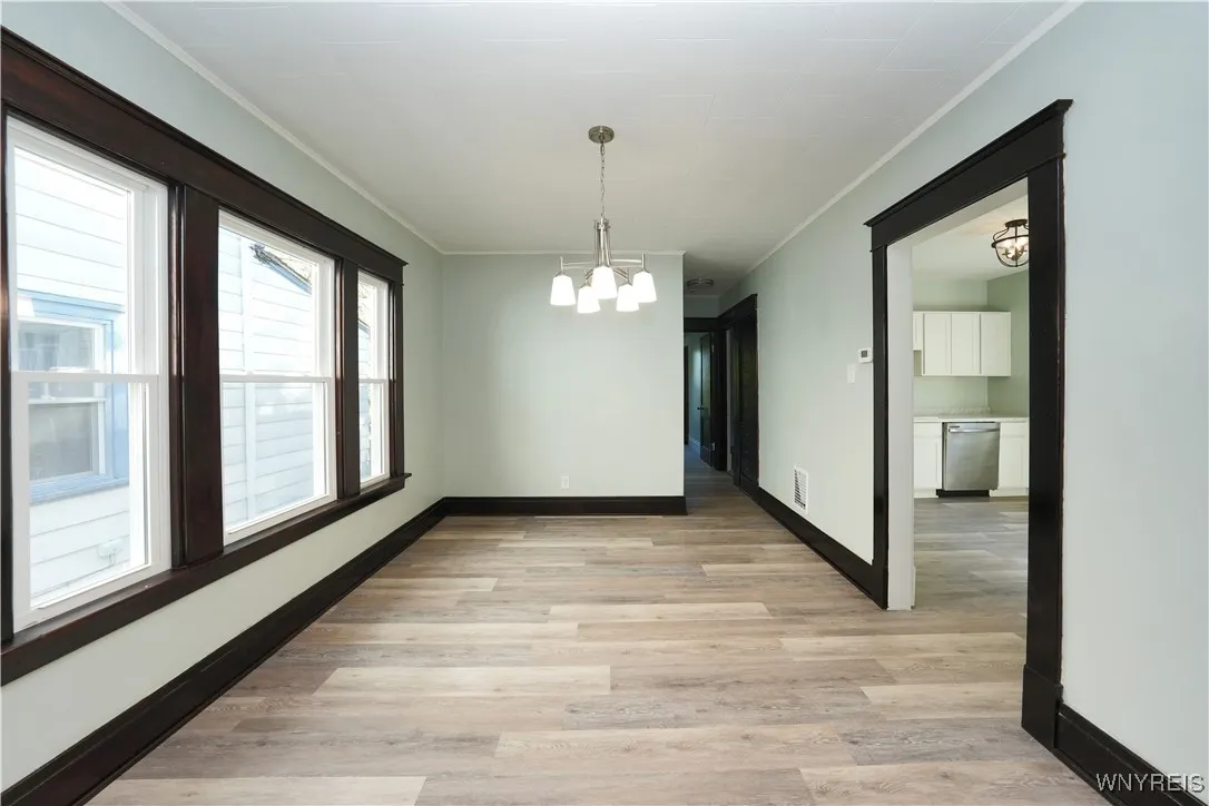29 Allegany Street, Buffalo, New York 14220, Buffalo, New York 14220, 4 Bedrooms Bedrooms, 8 Rooms Rooms,1 BathroomBathrooms,Residential,For Sale,29 Allegany Street, Buffalo, New York 14220,0,B1640926