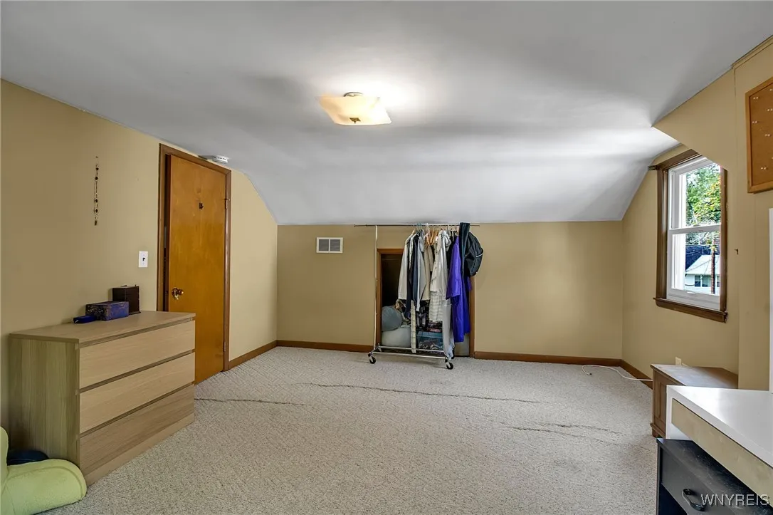 82 Raymond Street, Hamburg, New York 14075, Hamburg, New York 14075, 4 Bedrooms Bedrooms, 6 Rooms Rooms,2 BathroomsBathrooms,Residential,For Sale,82 Raymond Street, Hamburg, New York 14075,0,B1641361