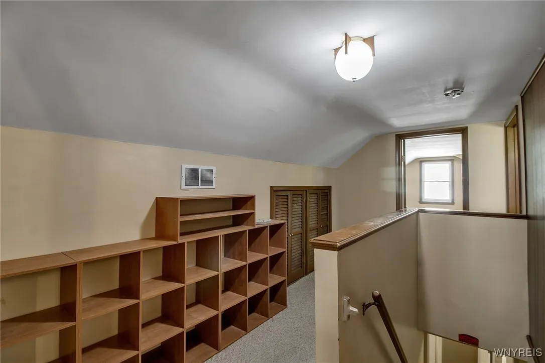 82 Raymond Street, Hamburg, New York 14075, Hamburg, New York 14075, 4 Bedrooms Bedrooms, 6 Rooms Rooms,2 BathroomsBathrooms,Residential,For Sale,82 Raymond Street, Hamburg, New York 14075,0,B1641361