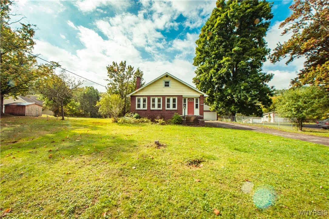 5547 Seneca Street, West Seneca, New York 14224, West Seneca, New York 14224, 3 Bedrooms Bedrooms, 8 Rooms Rooms,1 BathroomBathrooms,Residential,Closed,5547 Seneca Street, West Seneca, New York 14224,0,B1641033