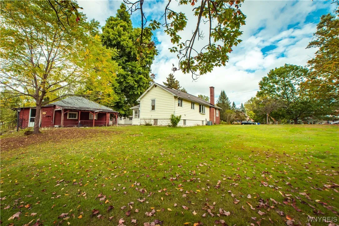 5547 Seneca Street, West Seneca, New York 14224, West Seneca, New York 14224, 3 Bedrooms Bedrooms, 8 Rooms Rooms,1 BathroomBathrooms,Residential,Closed,5547 Seneca Street, West Seneca, New York 14224,0,B1641033