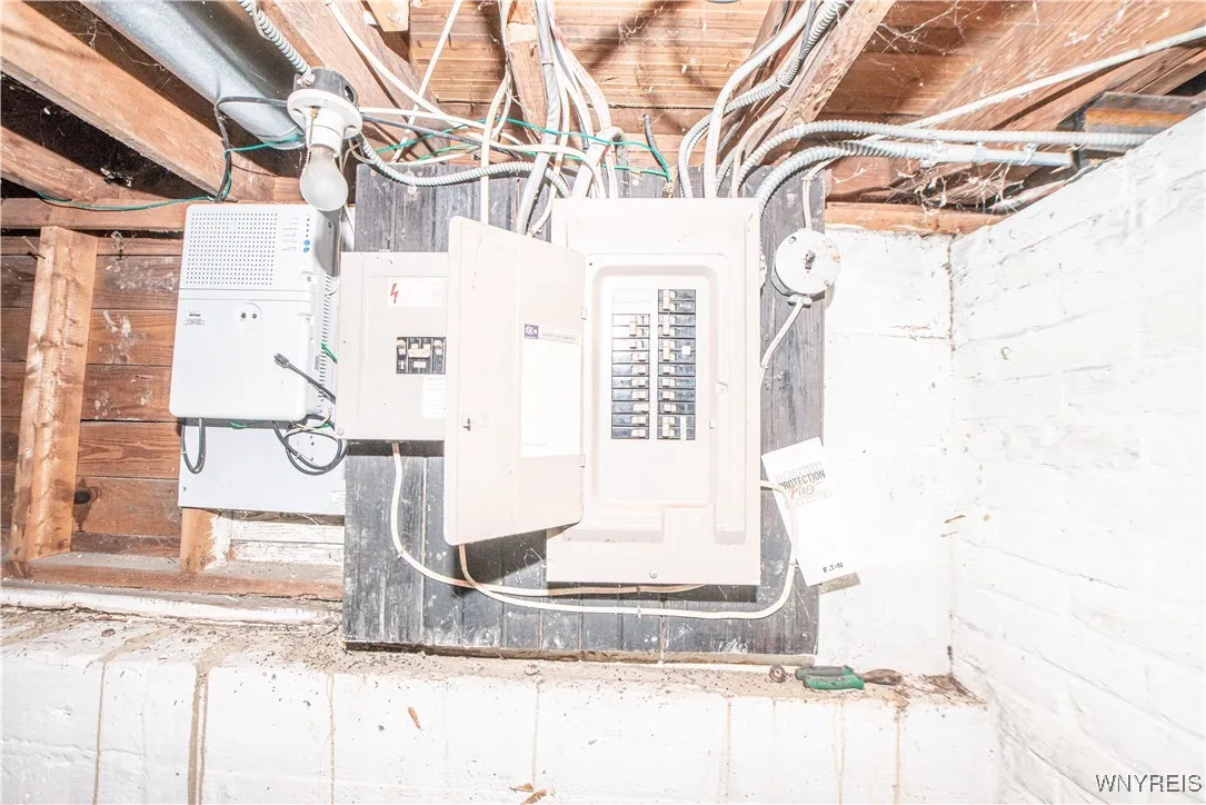 5547 Seneca Street, West Seneca, New York 14224, West Seneca, New York 14224, 3 Bedrooms Bedrooms, 8 Rooms Rooms,1 BathroomBathrooms,Residential,Closed,5547 Seneca Street, West Seneca, New York 14224,0,B1641033