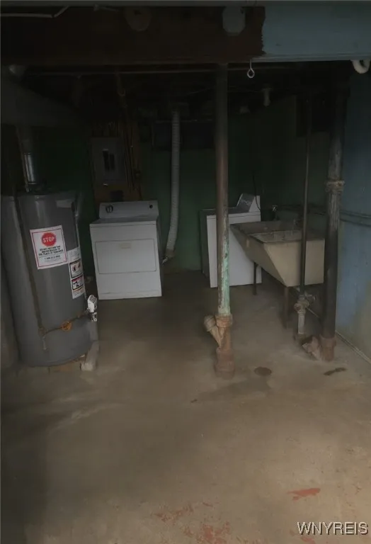 148 Tyler Street, Buffalo, New York 14214, Buffalo, New York 14214, 6 Bedrooms Bedrooms, 10 Rooms Rooms,2 BathroomsBathrooms,Residential Lease,Closed,148 Tyler Street, Buffalo, New York 14214,0,B1638468