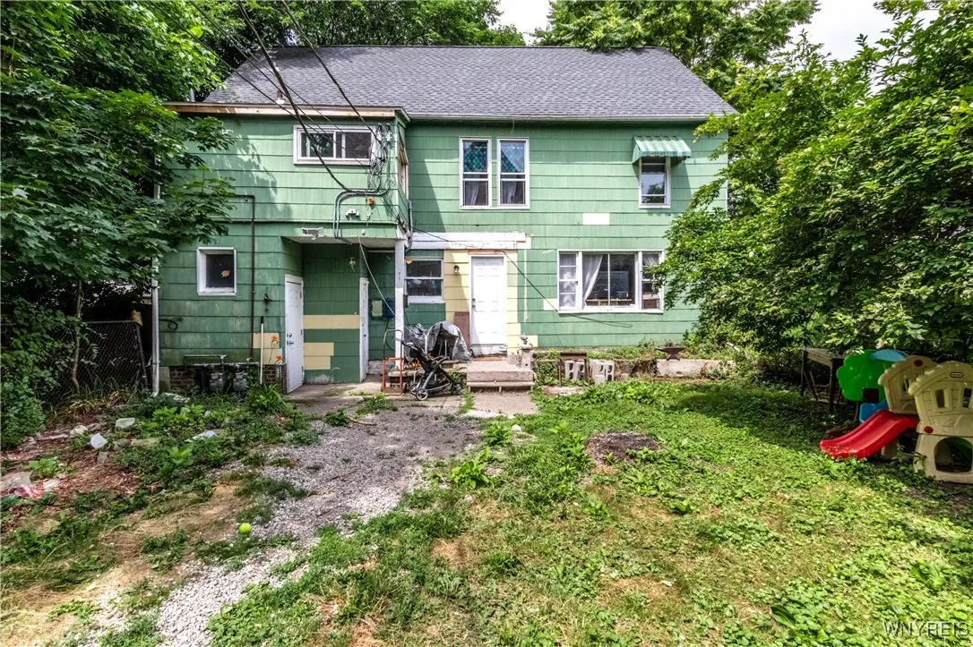 228 Herkimer Street, Buffalo, New York 14213, Buffalo, New York 14213, 11 Bedrooms Bedrooms, ,4 BathroomsBathrooms,Residential,For Sale,228 Herkimer Street, Buffalo, New York 14213,0,B1641291