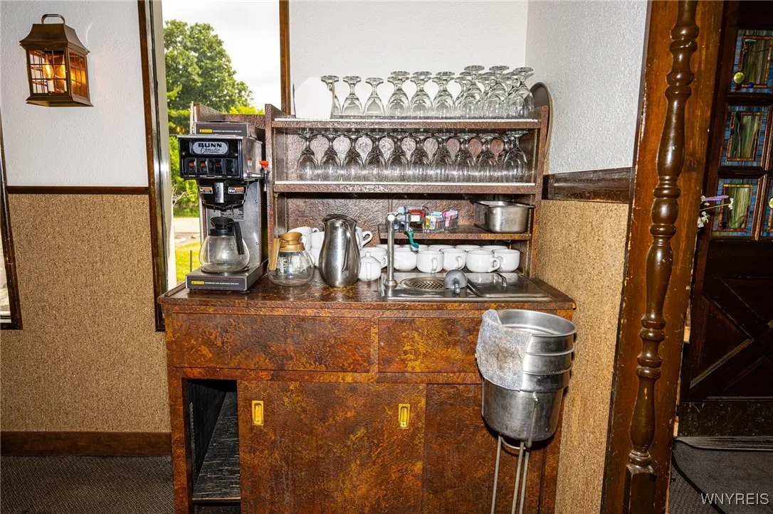 Server station