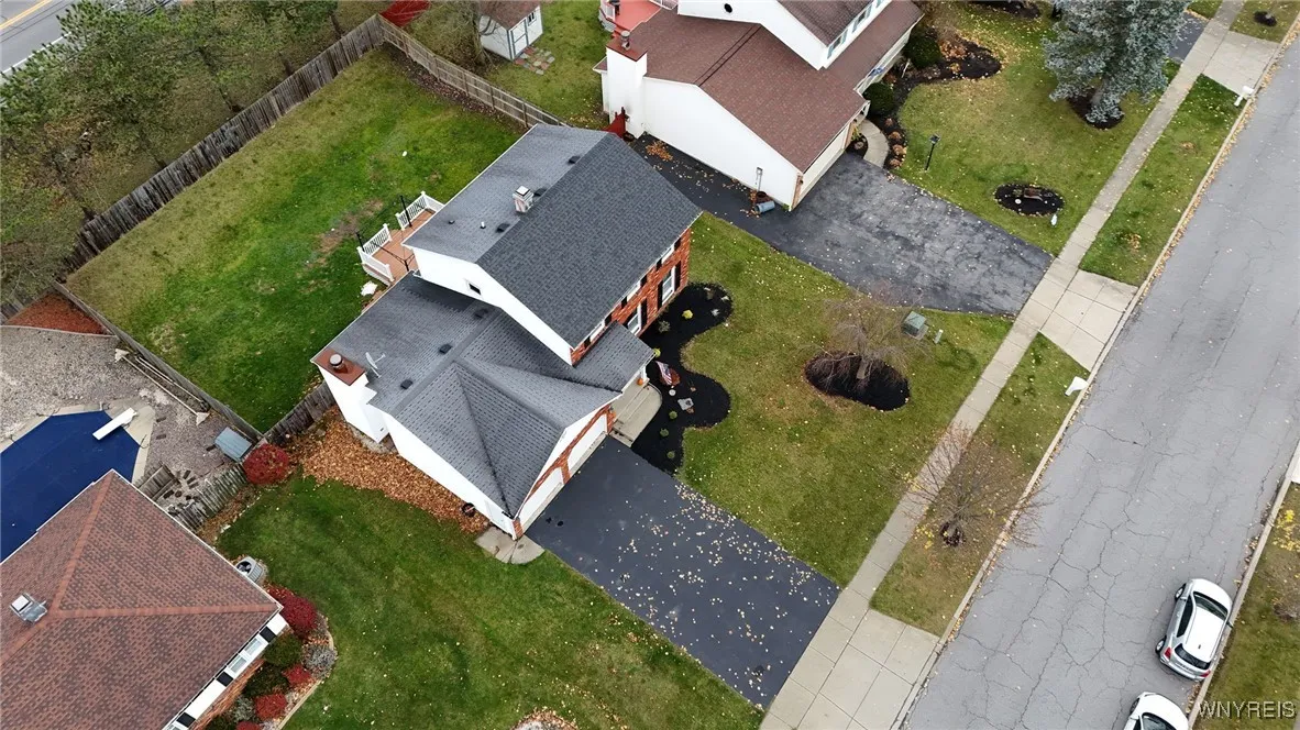 70 Pheasant Run Lane, Lancaster, New York 14086, Lancaster, New York 14086, 3 Bedrooms Bedrooms, 7 Rooms Rooms,1 BathroomBathrooms,Residential,Closed,70 Pheasant Run Lane, Lancaster, New York 14086,0,B1639500