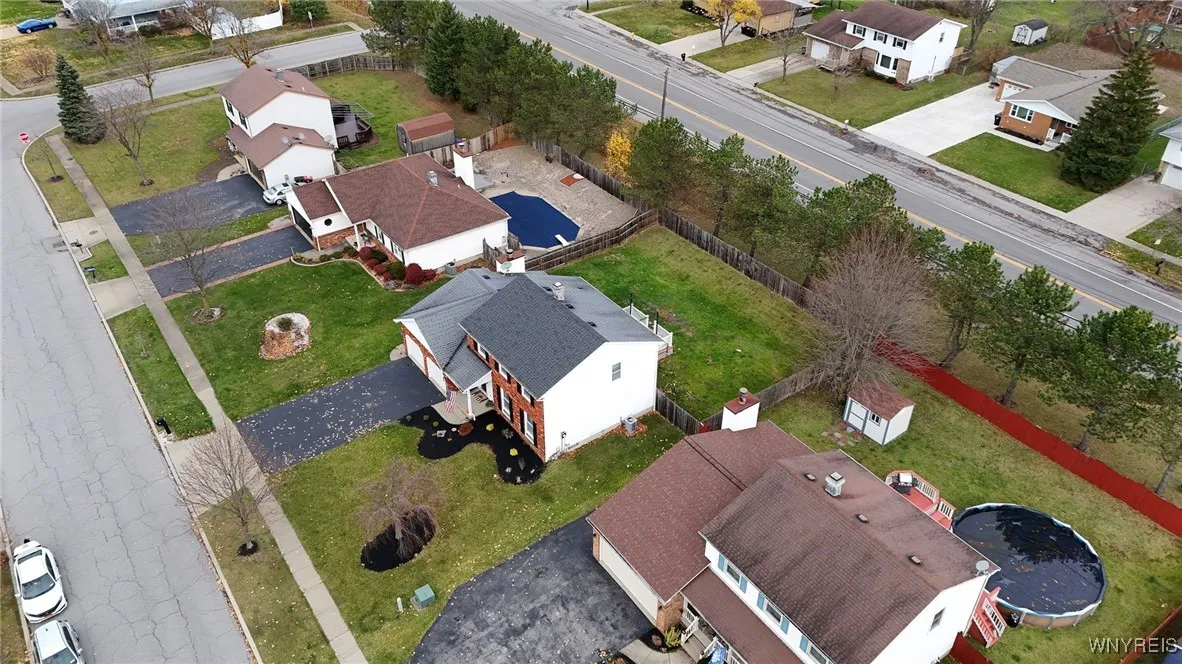 70 Pheasant Run Lane, Lancaster, New York 14086, Lancaster, New York 14086, 3 Bedrooms Bedrooms, 7 Rooms Rooms,1 BathroomBathrooms,Residential,Closed,70 Pheasant Run Lane, Lancaster, New York 14086,0,B1639500