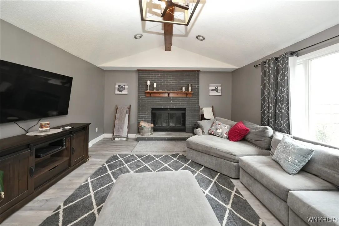 70 Pheasant Run Lane, Lancaster, New York 14086, Lancaster, New York 14086, 3 Bedrooms Bedrooms, 7 Rooms Rooms,1 BathroomBathrooms,Residential,Closed,70 Pheasant Run Lane, Lancaster, New York 14086,0,B1639500