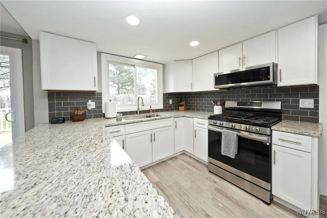 70 Pheasant Run Lane, Lancaster, New York 14086, Lancaster, New York 14086, 3 Bedrooms Bedrooms, 7 Rooms Rooms,1 BathroomBathrooms,Residential,Closed,70 Pheasant Run Lane, Lancaster, New York 14086,0,B1639500