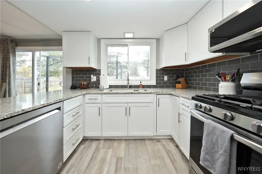 70 Pheasant Run Lane, Lancaster, New York 14086, Lancaster, New York 14086, 3 Bedrooms Bedrooms, 7 Rooms Rooms,1 BathroomBathrooms,Residential,Closed,70 Pheasant Run Lane, Lancaster, New York 14086,0,B1639500