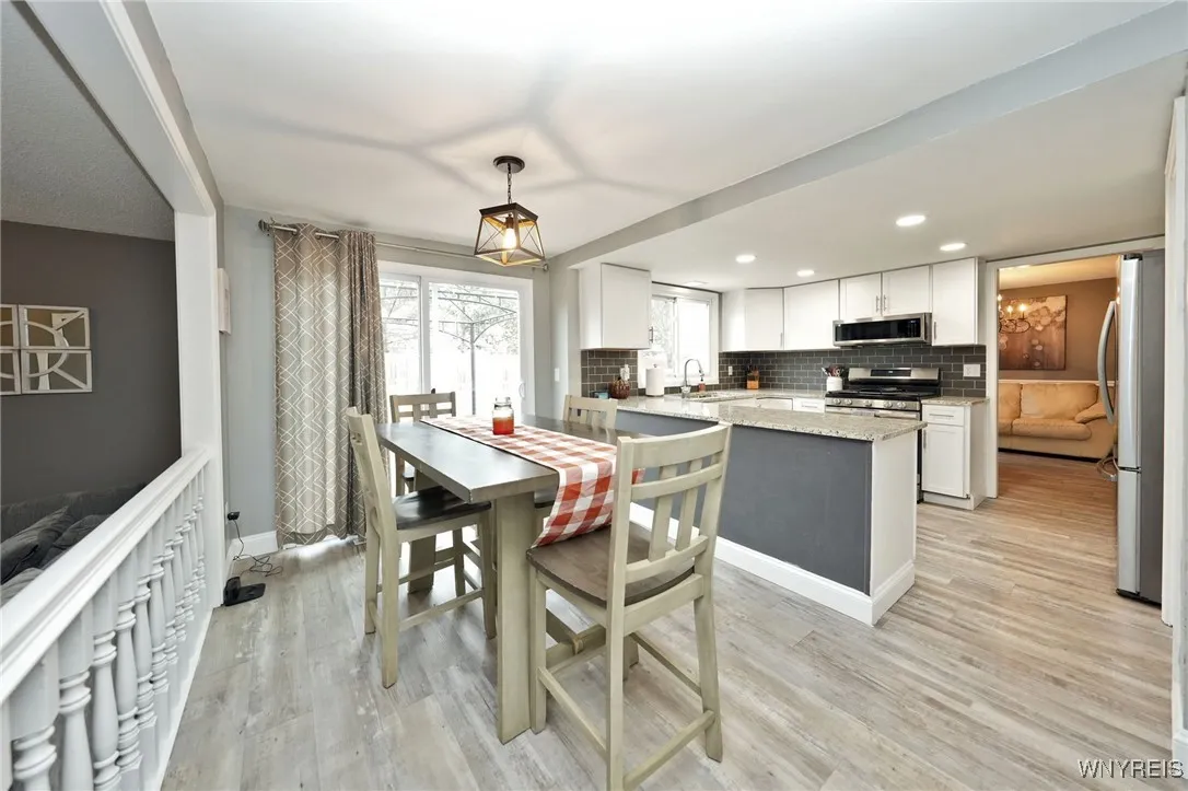 70 Pheasant Run Lane, Lancaster, New York 14086, Lancaster, New York 14086, 3 Bedrooms Bedrooms, 7 Rooms Rooms,1 BathroomBathrooms,Residential,Closed,70 Pheasant Run Lane, Lancaster, New York 14086,0,B1639500