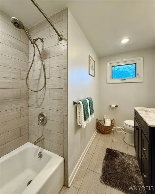 55 Clearfield Drive, Amherst, New York 14221, Amherst, New York 14221, 3 Bedrooms Bedrooms, 7 Rooms Rooms,1 BathroomBathrooms,Residential,For Sale,55 Clearfield Drive, Amherst, New York 14221,0,B1641095