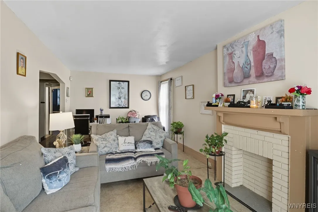 43 Congress Street, Buffalo, New York 14213, Buffalo, New York 14213, 4 Bedrooms Bedrooms, ,2 BathroomsBathrooms,Residential,Closed,43 Congress Street, Buffalo, New York 14213,0,B1639879
