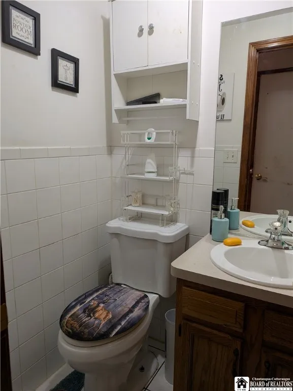2099 Town Line Road, Alden, New York 14004, Alden, New York 14004, 6 Bedrooms Bedrooms, ,2 BathroomsBathrooms,Residential,Closed,2099 Town Line Road, Alden, New York 14004,0,R1641366