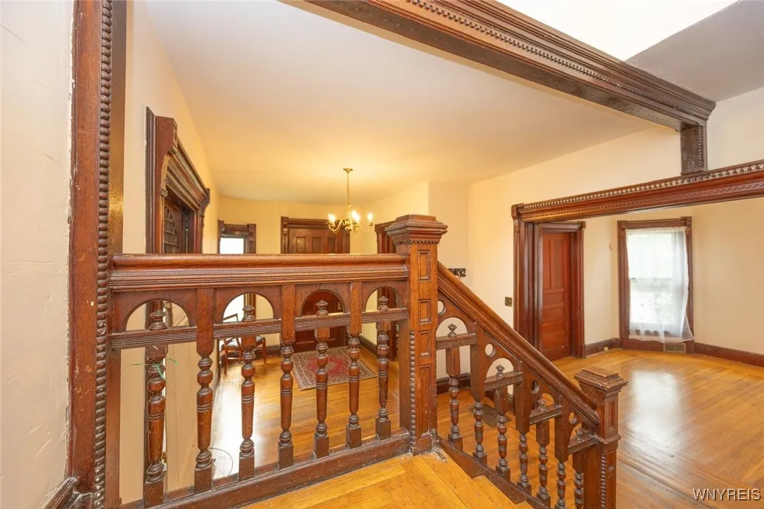 484 Richmond Avenue, Buffalo, New York 14222, Buffalo, New York 14222, 7 Bedrooms Bedrooms, 17 Rooms Rooms,3 BathroomsBathrooms,Residential,For Sale,484 Richmond Avenue, Buffalo, New York 14222,0,B1640509