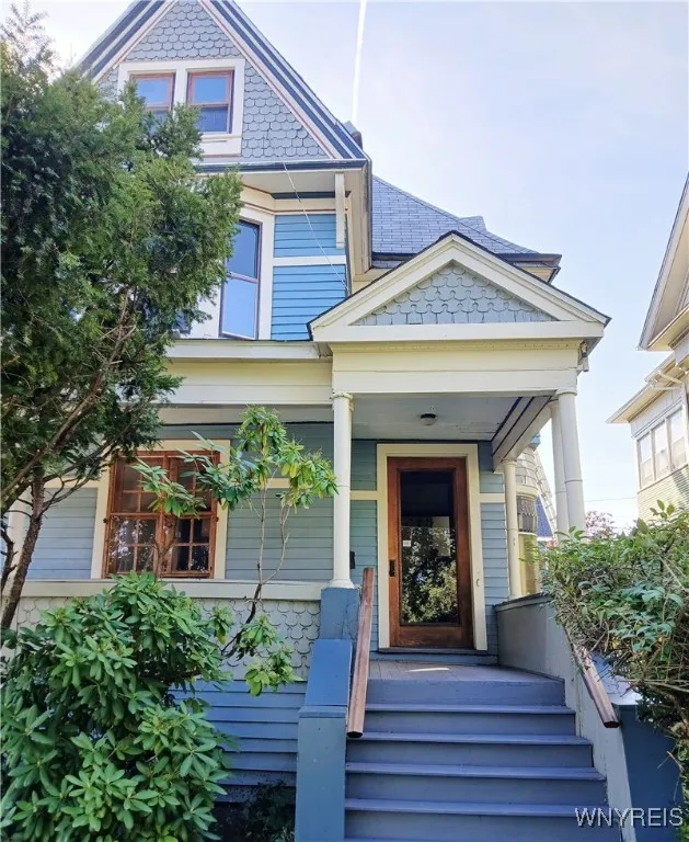 484 Richmond Avenue, Buffalo, New York 14222, Buffalo, New York 14222, 7 Bedrooms Bedrooms, 17 Rooms Rooms,3 BathroomsBathrooms,Residential,For Sale,484 Richmond Avenue, Buffalo, New York 14222,0,B1640509