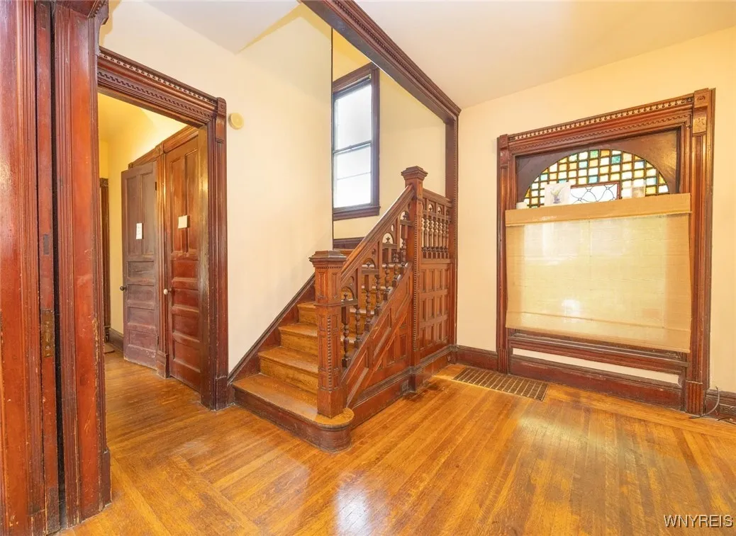 484 Richmond Avenue, Buffalo, New York 14222, Buffalo, New York 14222, 7 Bedrooms Bedrooms, 17 Rooms Rooms,3 BathroomsBathrooms,Residential,For Sale,484 Richmond Avenue, Buffalo, New York 14222,0,B1640509