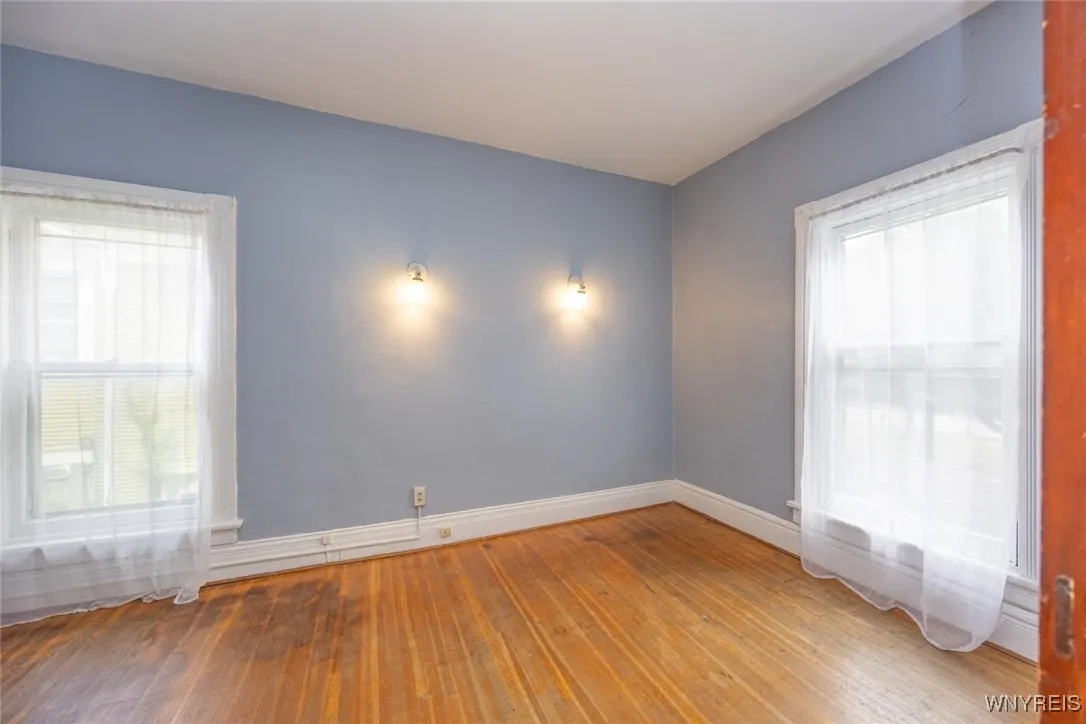 484 Richmond Avenue, Buffalo, New York 14222, Buffalo, New York 14222, 7 Bedrooms Bedrooms, 17 Rooms Rooms,3 BathroomsBathrooms,Residential,For Sale,484 Richmond Avenue, Buffalo, New York 14222,0,B1640509