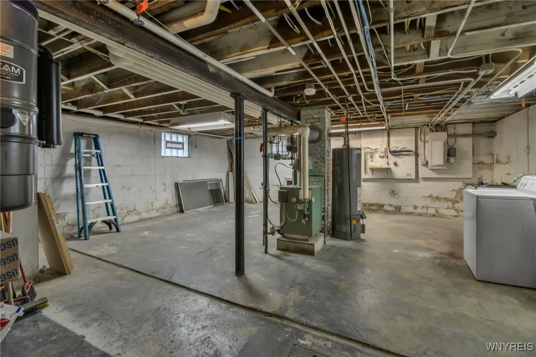 22 Cazenovia Street, Buffalo, New York 14220, Buffalo, New York 14220, 4 Bedrooms Bedrooms, 8 Rooms Rooms,1 BathroomBathrooms,Residential,For Sale,22 Cazenovia Street, Buffalo, New York 14220,0,B1641453