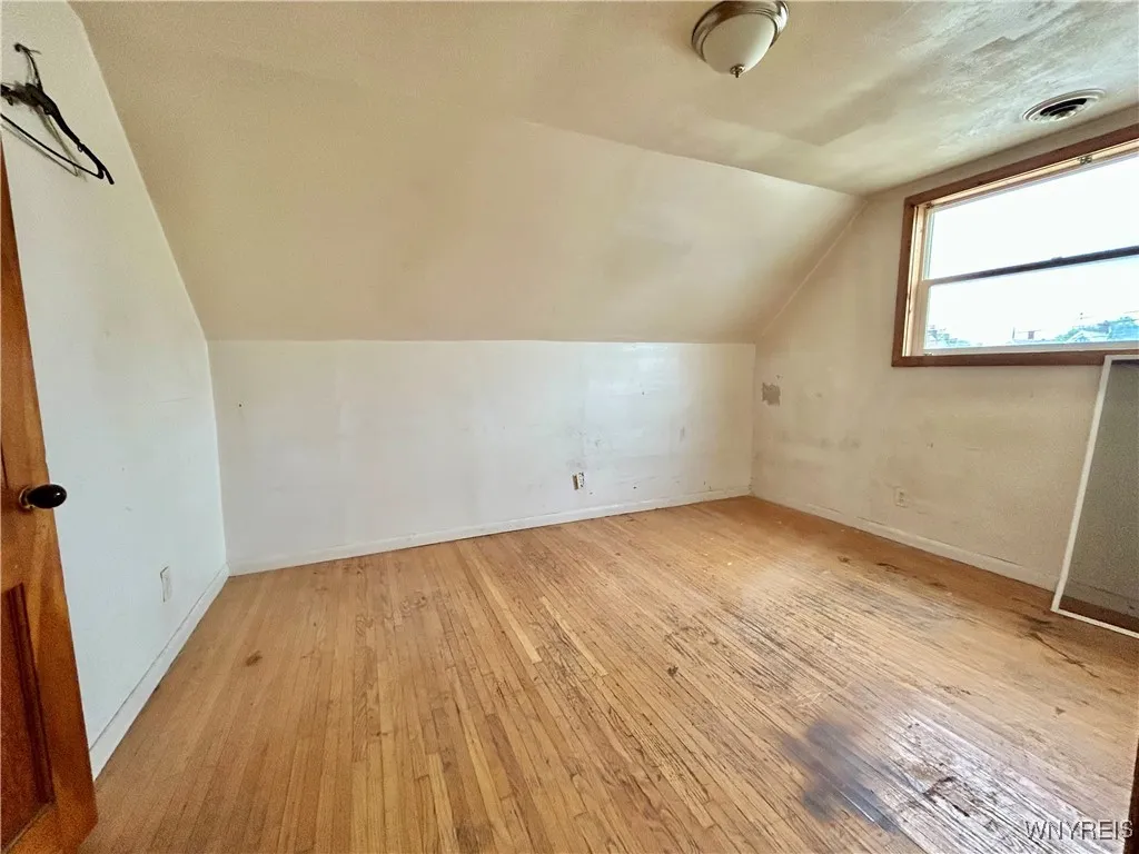 108 Weiss Street, Buffalo, New York 14206, Buffalo, New York 14206, 4 Bedrooms Bedrooms, ,4 BathroomsBathrooms,Residential,For Sale,108 Weiss Street, Buffalo, New York 14206,0,B1641365