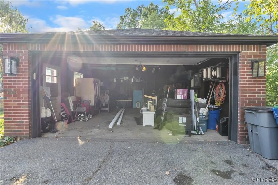 530 Getzville Road, Amherst, New York 14226, Amherst, New York 14226, 3 Bedrooms Bedrooms, 10 Rooms Rooms,2 BathroomsBathrooms,Residential,For Sale,530 Getzville Road, Amherst, New York 14226,0,B1640198