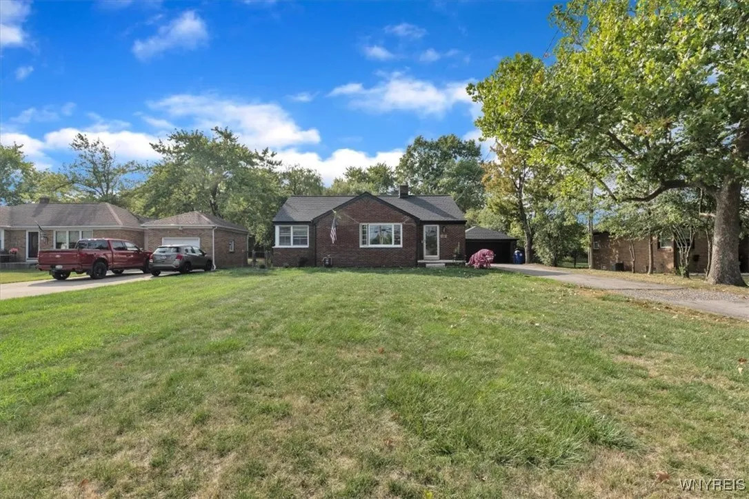 530 Getzville Road, Amherst, New York 14226, Amherst, New York 14226, 3 Bedrooms Bedrooms, 10 Rooms Rooms,2 BathroomsBathrooms,Residential,For Sale,530 Getzville Road, Amherst, New York 14226,0,B1640198
