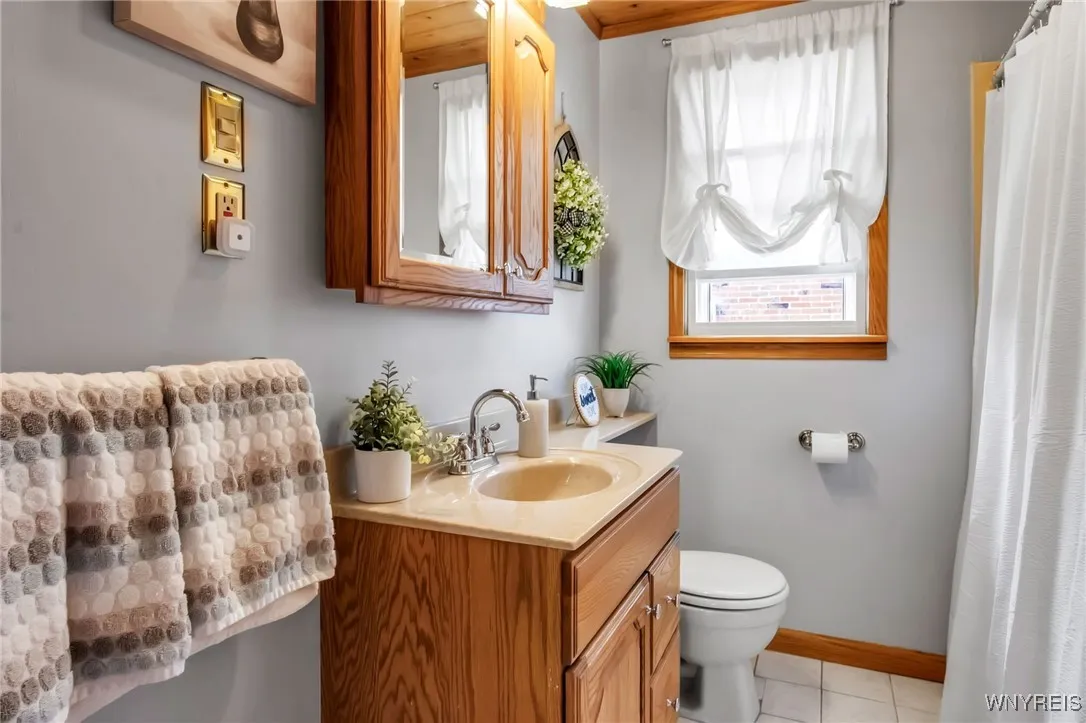 7 Fancher Avenue, Tonawanda, New York 14223, Tonawanda, New York 14223, 3 Bedrooms Bedrooms, 6 Rooms Rooms,1 BathroomBathrooms,Residential,For Sale,7 Fancher Avenue, Tonawanda, New York 14223,0,B1641020
