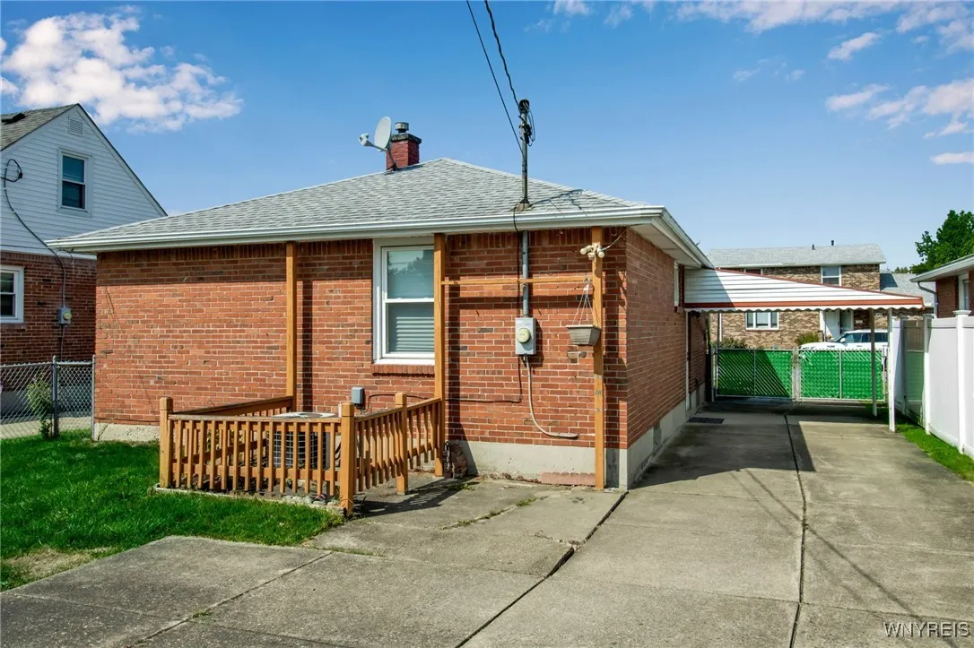 7 Fancher Avenue, Tonawanda, New York 14223, Tonawanda, New York 14223, 3 Bedrooms Bedrooms, 6 Rooms Rooms,1 BathroomBathrooms,Residential,For Sale,7 Fancher Avenue, Tonawanda, New York 14223,0,B1641020