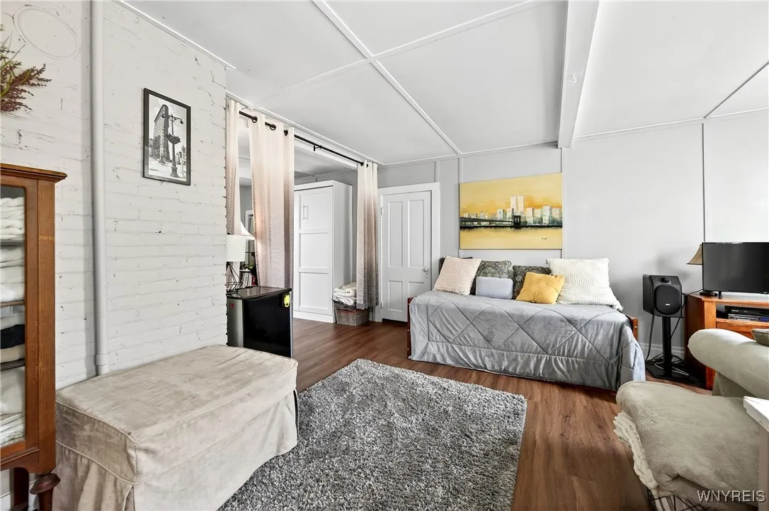33 Cleveland Avenue, Buffalo, New York 14222, Buffalo, New York 14222, 4 Bedrooms Bedrooms, 12 Rooms Rooms,3 BathroomsBathrooms,Residential,Closed,33 Cleveland Avenue, Buffalo, New York 14222,0,B1641142