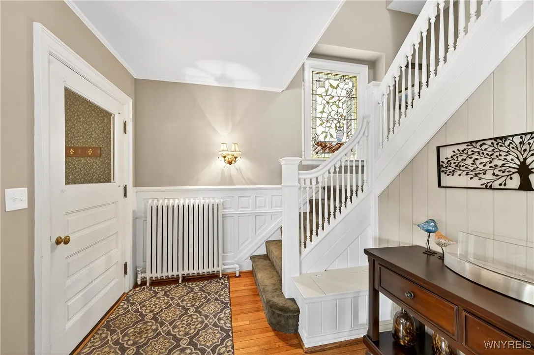 33 Cleveland Avenue, Buffalo, New York 14222, Buffalo, New York 14222, 4 Bedrooms Bedrooms, 12 Rooms Rooms,3 BathroomsBathrooms,Residential,Closed,33 Cleveland Avenue, Buffalo, New York 14222,0,B1641142