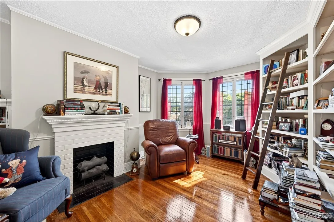 33 Cleveland Avenue, Buffalo, New York 14222, Buffalo, New York 14222, 4 Bedrooms Bedrooms, 12 Rooms Rooms,3 BathroomsBathrooms,Residential,Closed,33 Cleveland Avenue, Buffalo, New York 14222,0,B1641142
