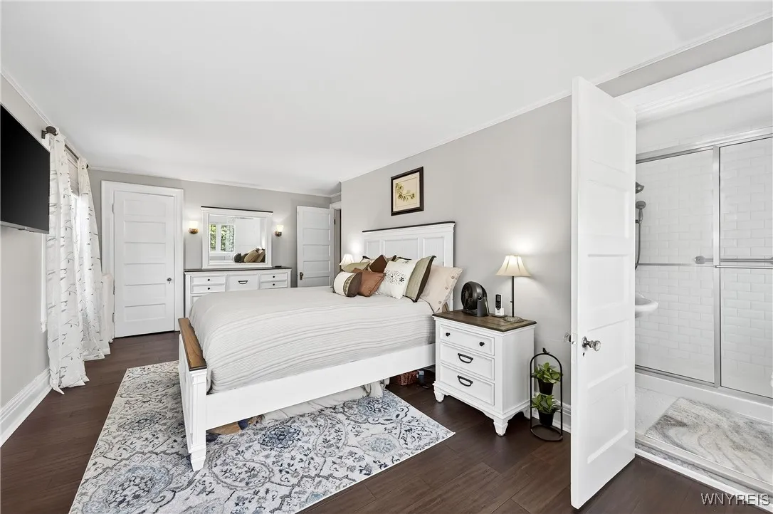 33 Cleveland Avenue, Buffalo, New York 14222, Buffalo, New York 14222, 4 Bedrooms Bedrooms, 12 Rooms Rooms,3 BathroomsBathrooms,Residential,Closed,33 Cleveland Avenue, Buffalo, New York 14222,0,B1641142