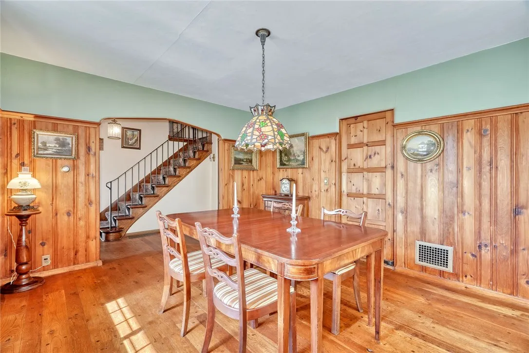 1666 Highland Avenue, Rochester, New York 14618, Rochester, New York 14618, 3 Bedrooms Bedrooms, 8 Rooms Rooms,2 BathroomsBathrooms,Residential,Closed,1666 Highland Avenue, Rochester, New York 14618,0,R1640577