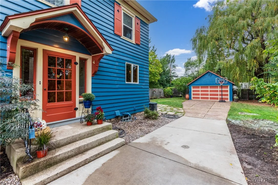 230 Hendricks Blvd, Amherst, New York 14226, Amherst, New York 14226, 3 Bedrooms Bedrooms, 6 Rooms Rooms,1 BathroomBathrooms,Residential,For Sale,230 Hendricks Blvd, Amherst, New York 14226,0,B1640676
