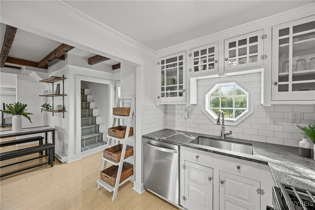 176 Mill Street, Amherst, New York 14221, Amherst, New York 14221, 3 Bedrooms Bedrooms, 6 Rooms Rooms,2 BathroomsBathrooms,Residential,For Sale,176 Mill Street, Amherst, New York 14221,0,B1641542