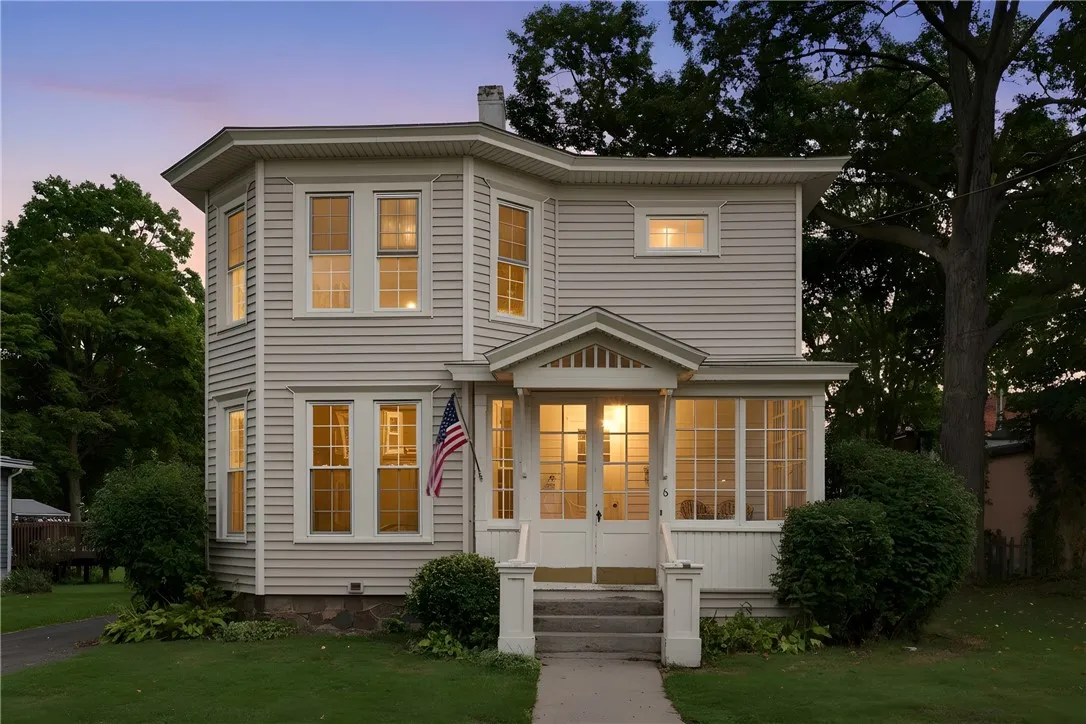 6 Park Place, Manchester, New York 14548, Manchester, New York 14548, 3 Bedrooms Bedrooms, 11 Rooms Rooms,2 BathroomsBathrooms,Residential,Closed,6 Park Place, Manchester, New York 14548,0,R1641514